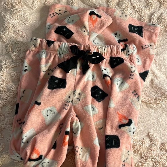 Cute S’mores Pajama Pants - Picture 6 of 6